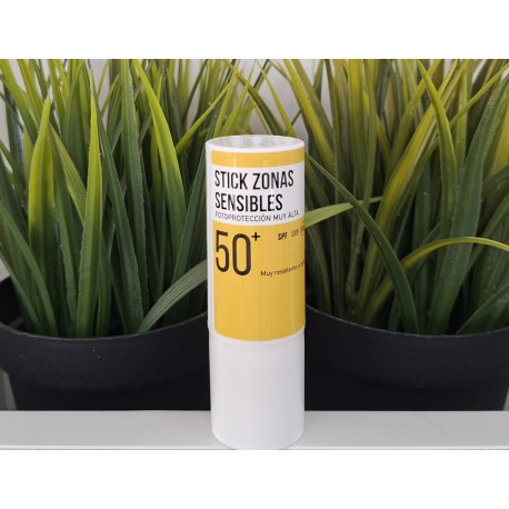 STICK ZONAS SENSIBLES 50+